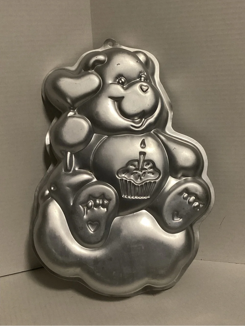 1983 Wilton Vintage Care Bears cake pan